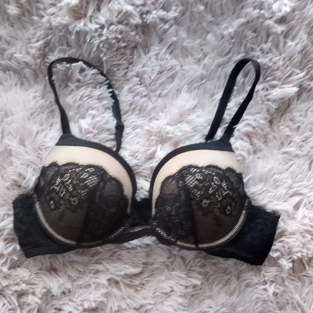 Ambrielle Tan & Black Lace Bra